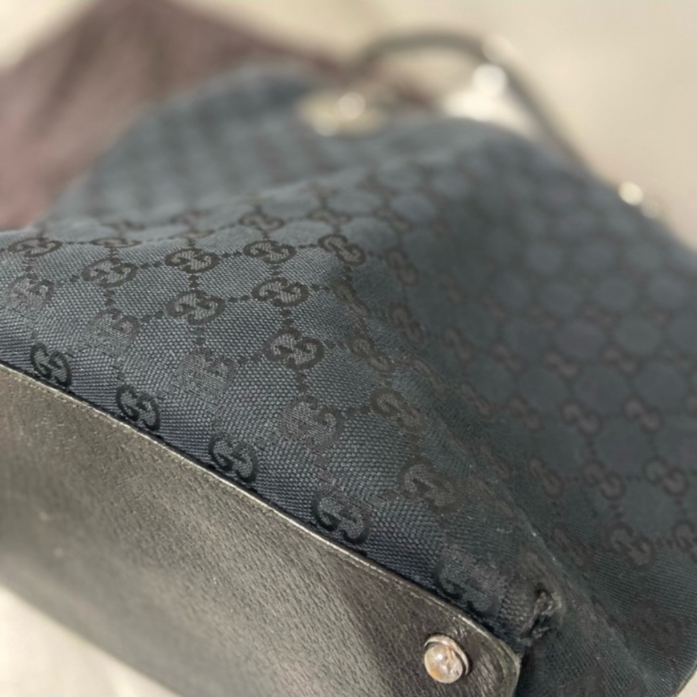 Gucci Gg Canvas Eclipse Medium Authentic Tote - image 3